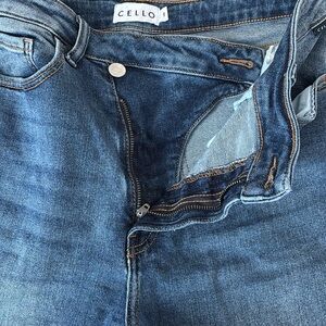 FINAL CHANCE Cello Women's Blue Jeans